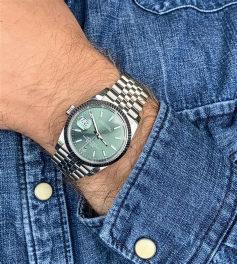 Mint Green Datejust 36 .